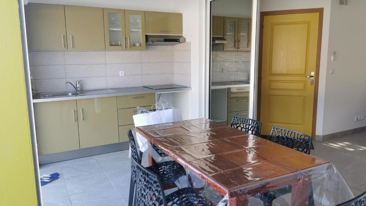 Cap Des Anses Apartment แซ็งแตนน์ ภายนอก รูปภาพ